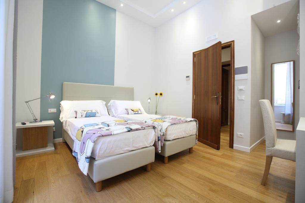 רומא Sofia'S Suites Guesthouse חדר תמונה