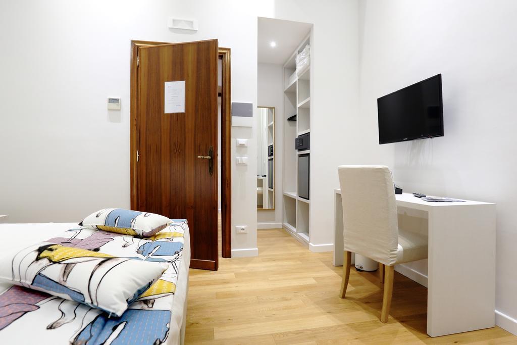 רומא Sofia'S Suites Guesthouse חדר תמונה